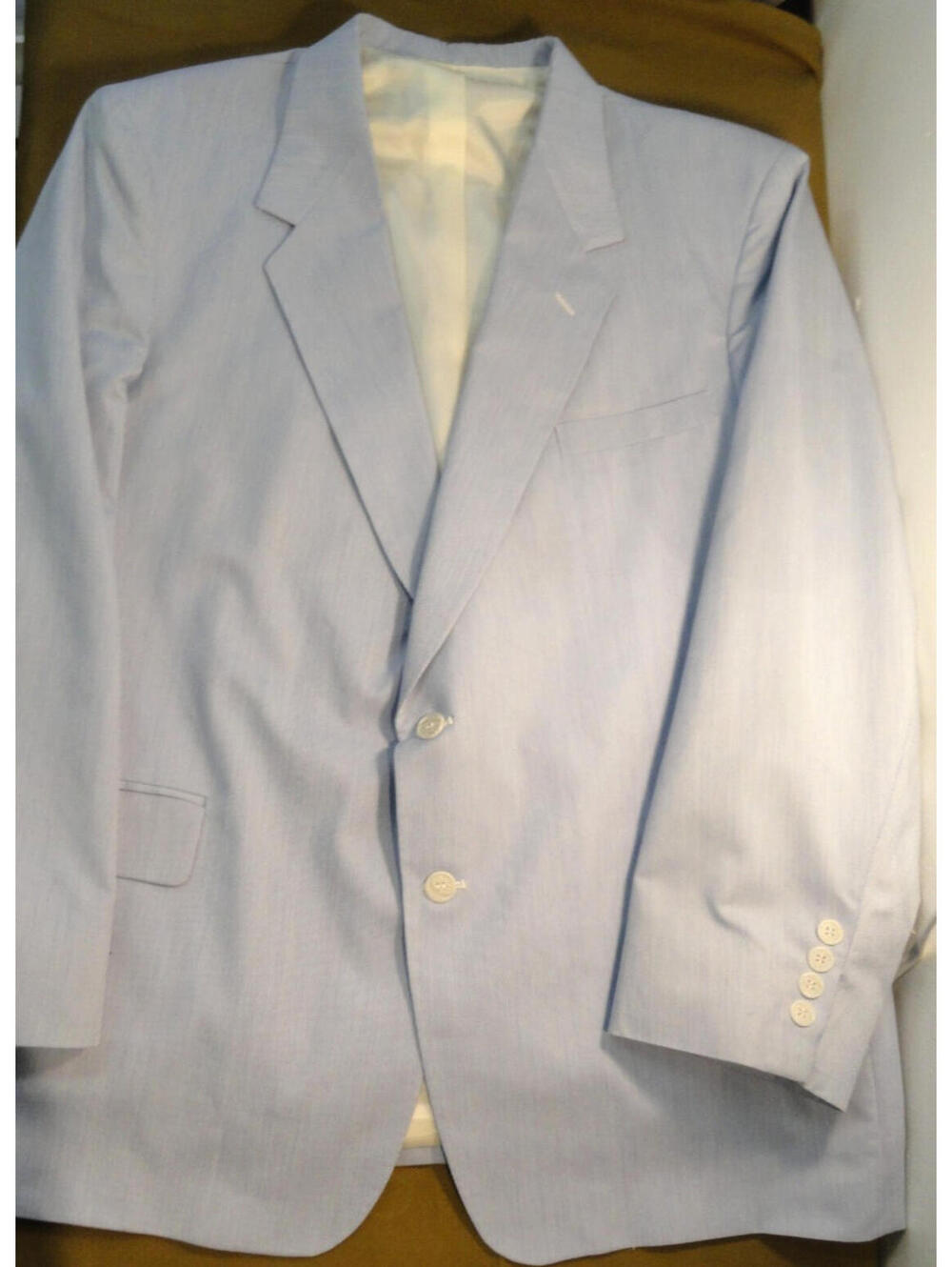 ARNOLD PALMER EXECUTIVE COLLECTION 2 BUTTON LIGHT BLUE  SUIT JACKET 48R W44